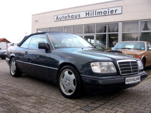 Mercedes-Benz - E 200